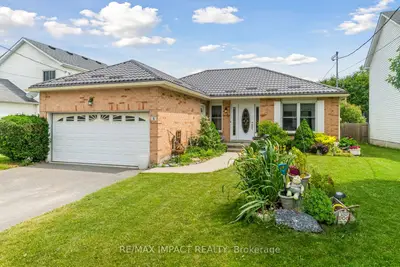 Detached in Asphodel-Norwood