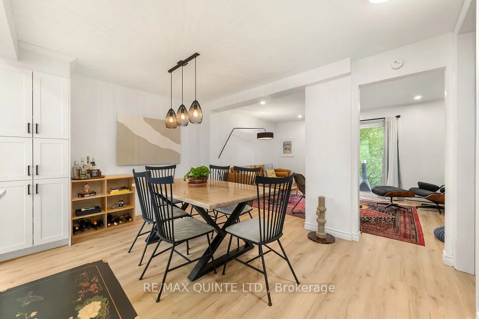 215 North Park Street H, Belleville, ON K8P 4T9