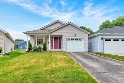 Detached in Tillsonburg