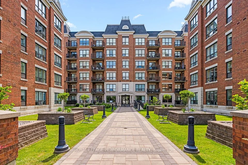 955 Beauparc Private 610, Cyrville - Carson Grove - Pineview, ON K1J 0A1