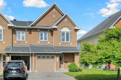Att/Row/Townhouse in Orleans - Cumberland and Area