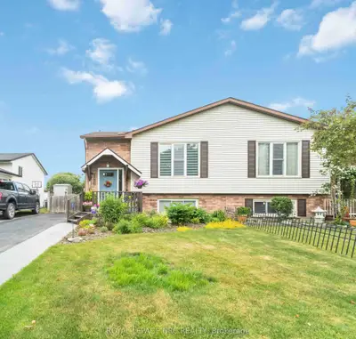 Semi-Detached in Welland