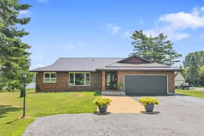 Detached in Edwardsburgh/Cardinal