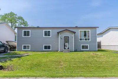 Detached in Stittsville - Munster - Richmond