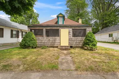 Detached in Fort Erie