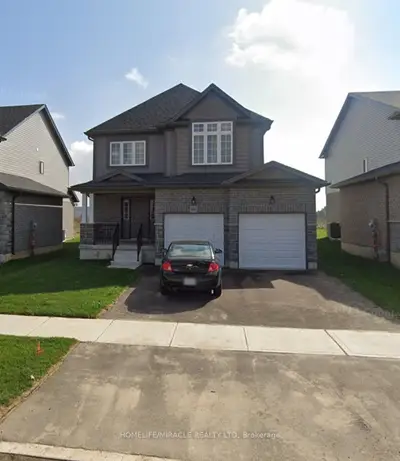 Detached in Stratford