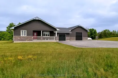 Detached in Otonabee-South Monaghan