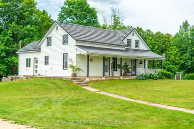 Detached in Chatsworth
