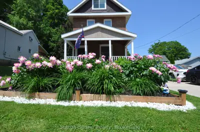 Detached in Owen Sound