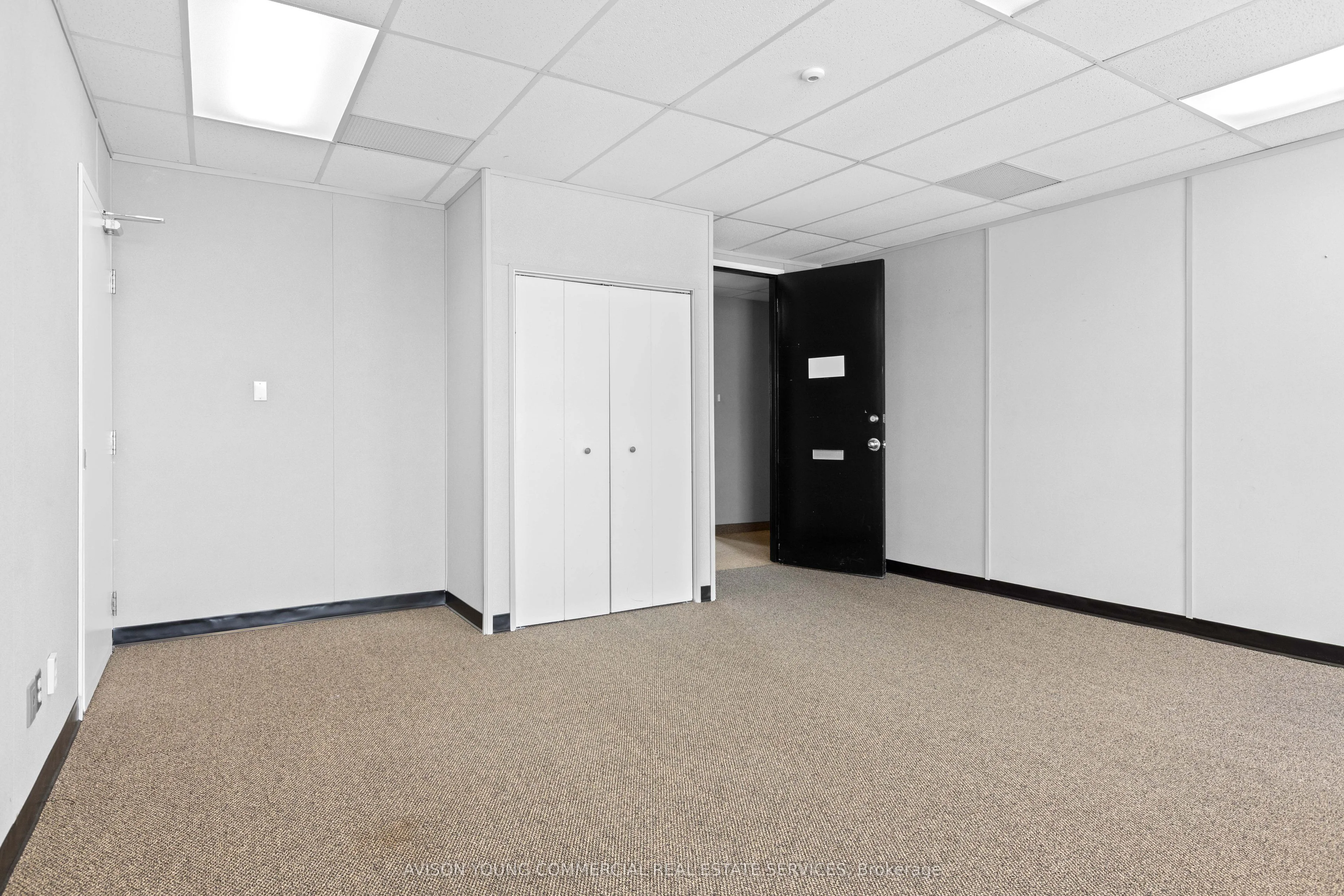 1827 Woodward Drive 312, Belair Park - Copeland Park and Area, ON K2C 0P9