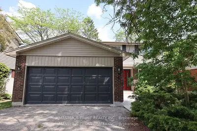 Detached in Guelph
