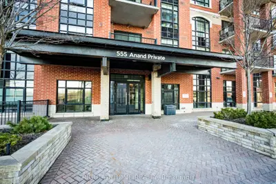 Condo Apartment in Billings Bridge - Riverside Park and Area