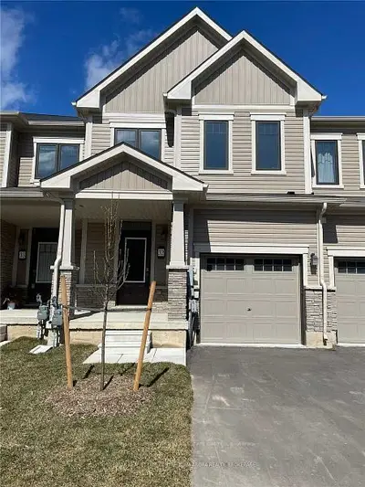 Condo Townhouse in Niagara Falls