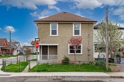 Triplex in Hamilton
