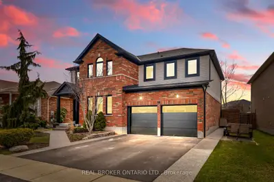 Detached in Brantford