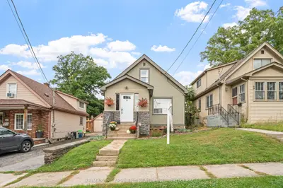 Detached in Thorold