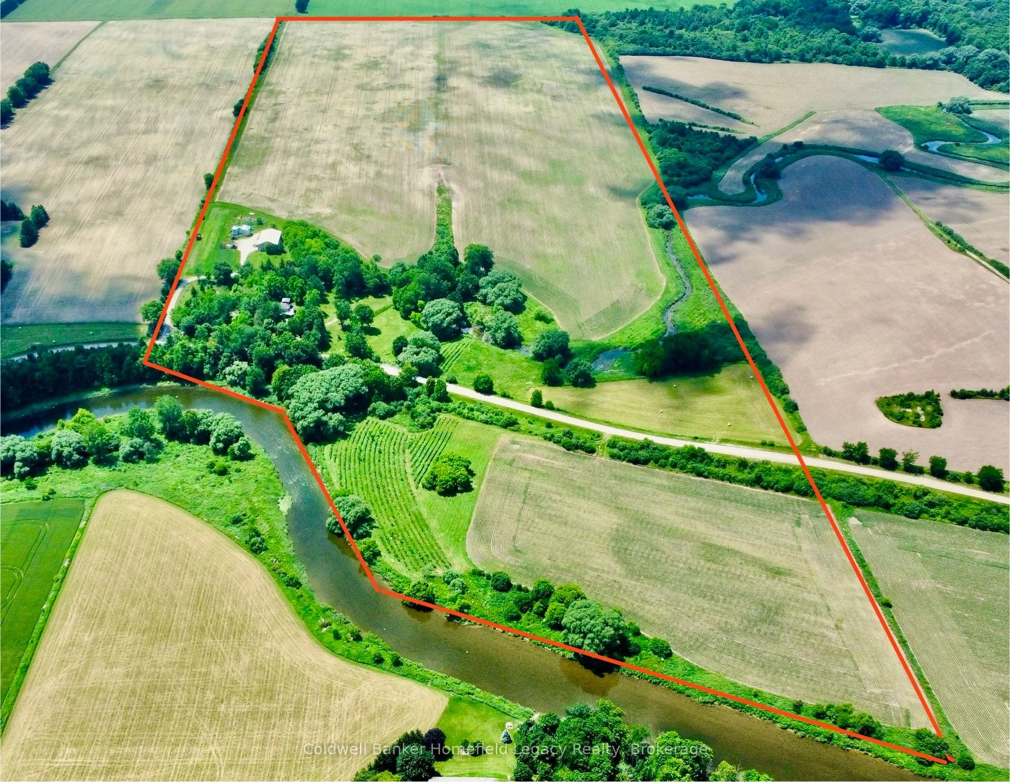 Farm in Perth South