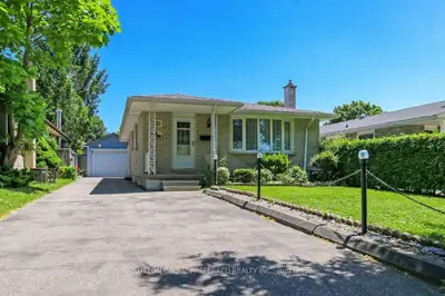 Detached in London South