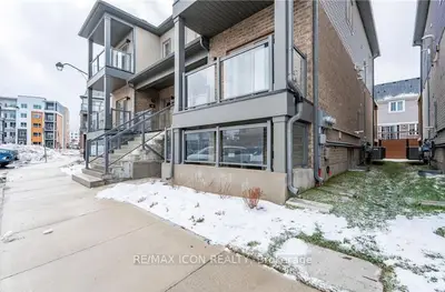 Condo Townhouse in Kitchener
