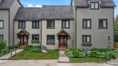 Condo Townhouse in Blue Mountains