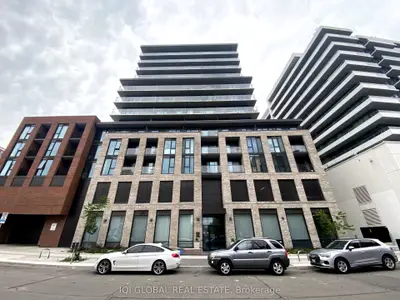 Condo Apartment in Hamilton