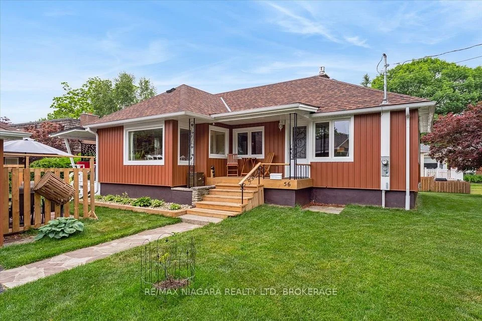 56 Oakridge Crescent, Port Colborne, ON L3K 2T4