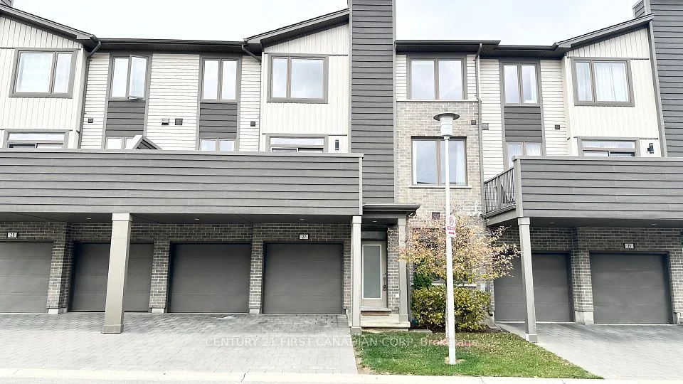 1960 Dalmagarry Road 27, London North, On N6g 0t8