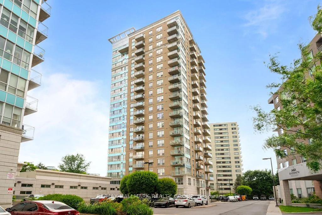 70 Landry Street 1603, Vanier and Kingsview Park, ON K1L 0A8