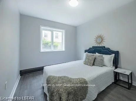 871 ADELAIDE Street 100, London East, ON N5Y 2M2