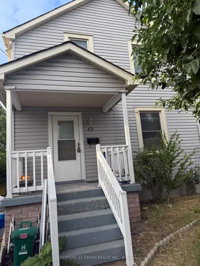 Detached in Hamilton