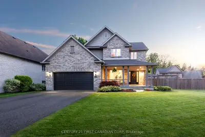 Detached in Central Elgin