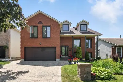 Detached in Orleans - Convent Glen and Area