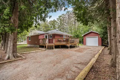 Detached in South Bruce Peninsula