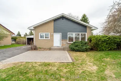 Detached in South of Baseline to Knoxdale
