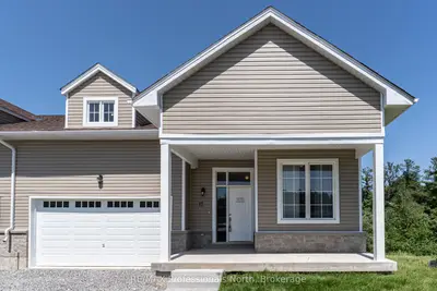 Semi-Detached Condo in Bracebridge