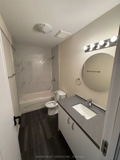 Condo Apartment in Cambridge