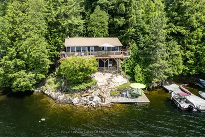 Detached in Algonquin Highlands