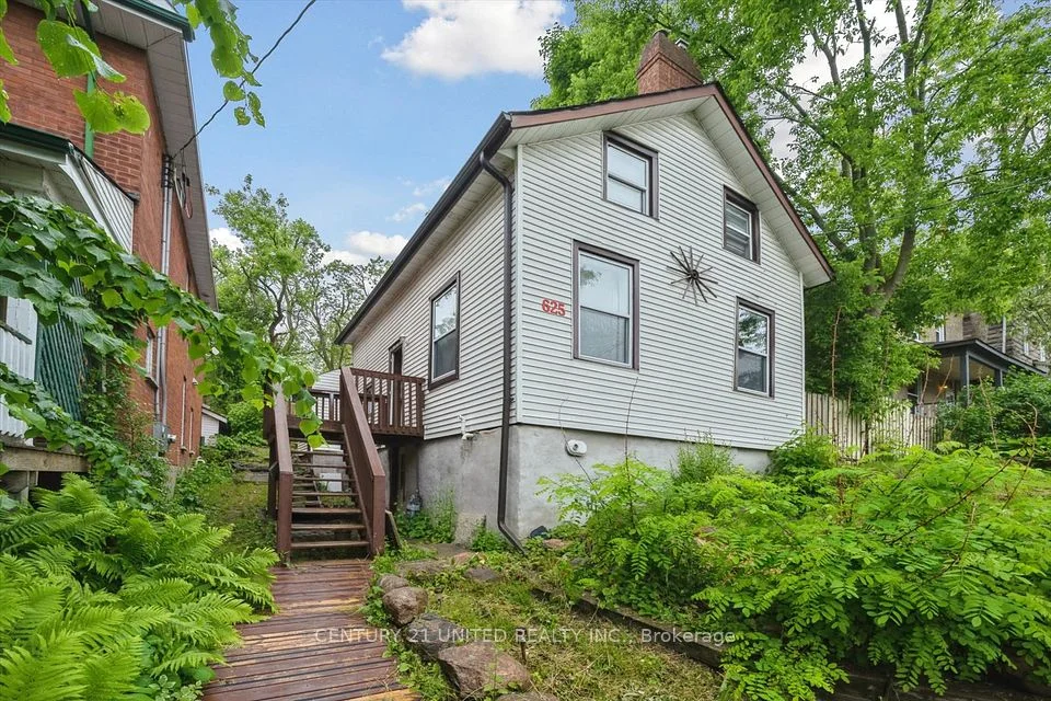 625 Aylmer Street, Peterborough, On K9h 3x2