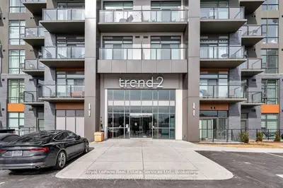 Common Element Condo in Hamilton