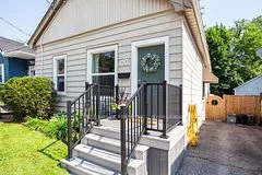 17 Weston Street, London South, ON N6C 1R2