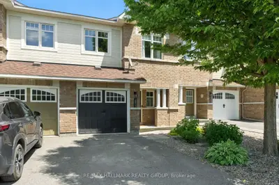Att/Row/Townhouse in Clarence-Rockland