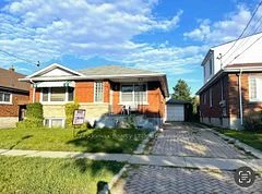 20 OBLATE Street MAINFLOOR, St. Catharines, ON L2M 5C6