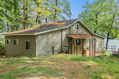 Detached in Tay Valley