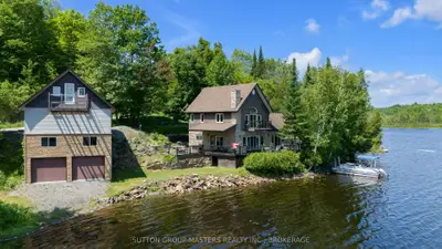 Detached in Frontenac