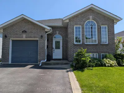 Detached in Kingston