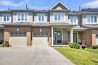 Att/Row/Townhouse in Barrhaven