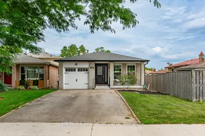 Detached in Hamilton