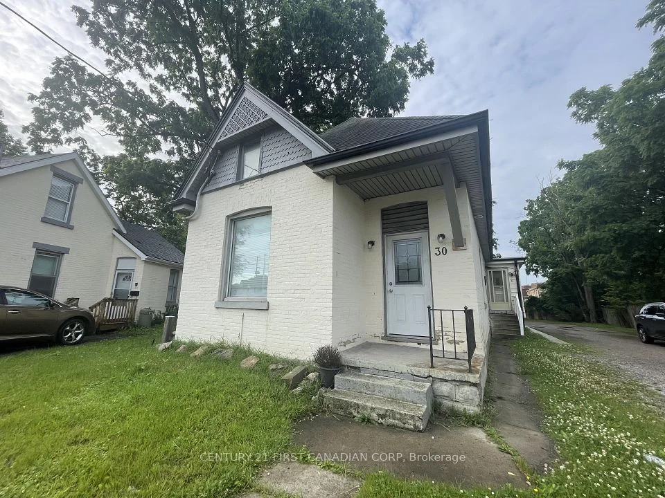 30 Oxford Street, London North, On N6h 1r3