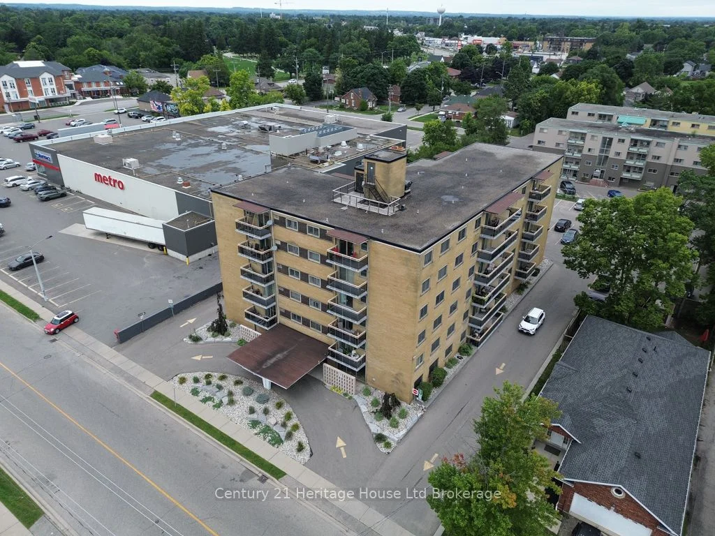 87 ST GEORGE Street 202, Brantford, ON N3R 1V5