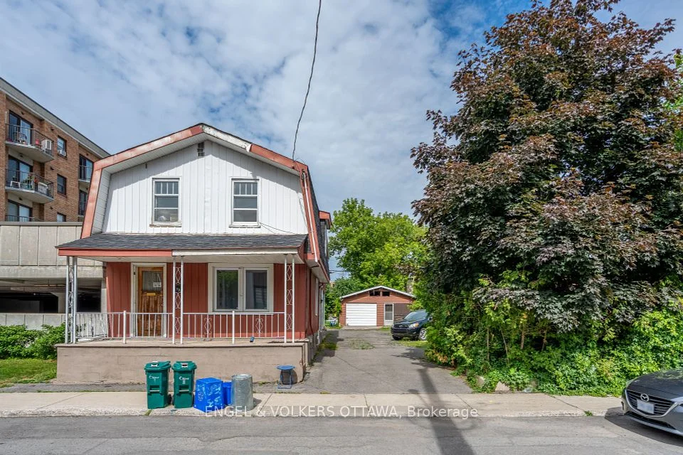 133 Forward Avenue, West Centre Town, ON K1Y 1K8